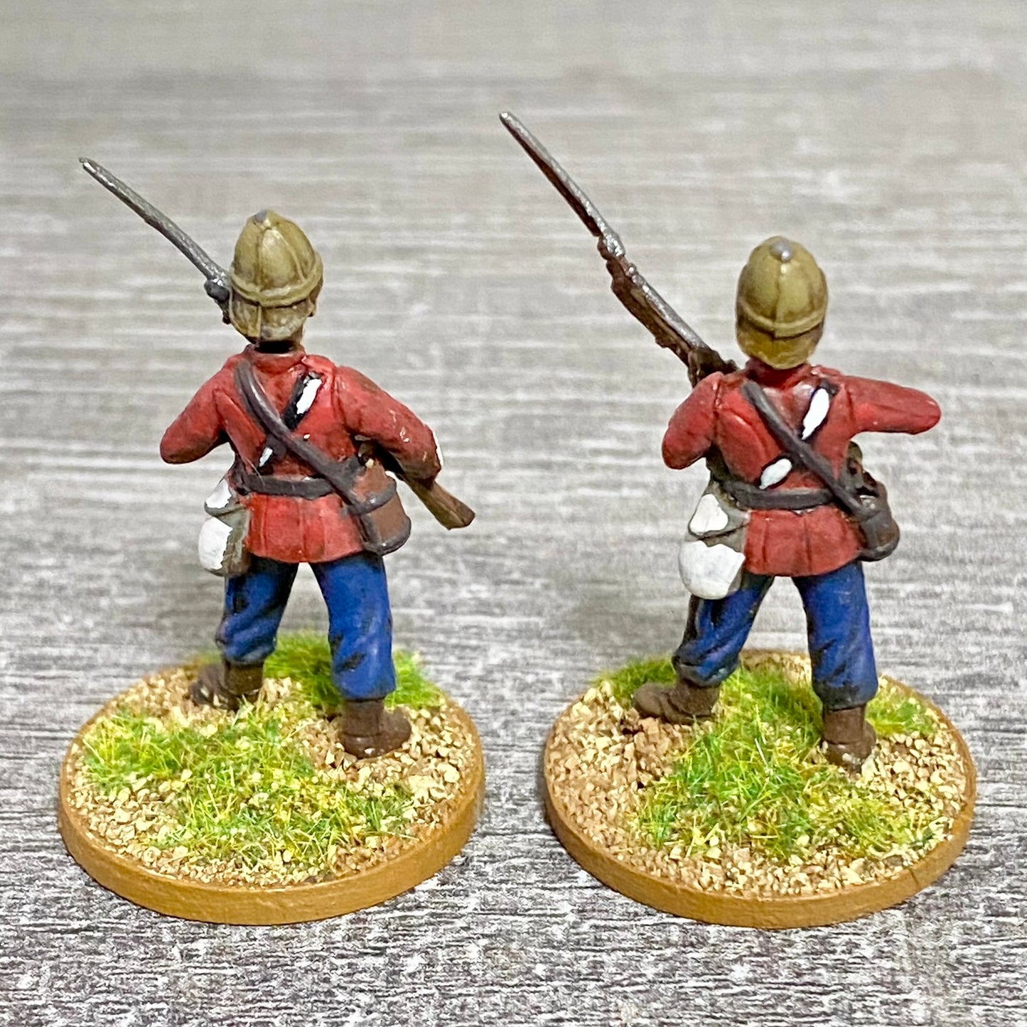 2x 28mm 24th Regiment Of Foot Painted Plastic Miniatures Zulu 1879 War Games #26