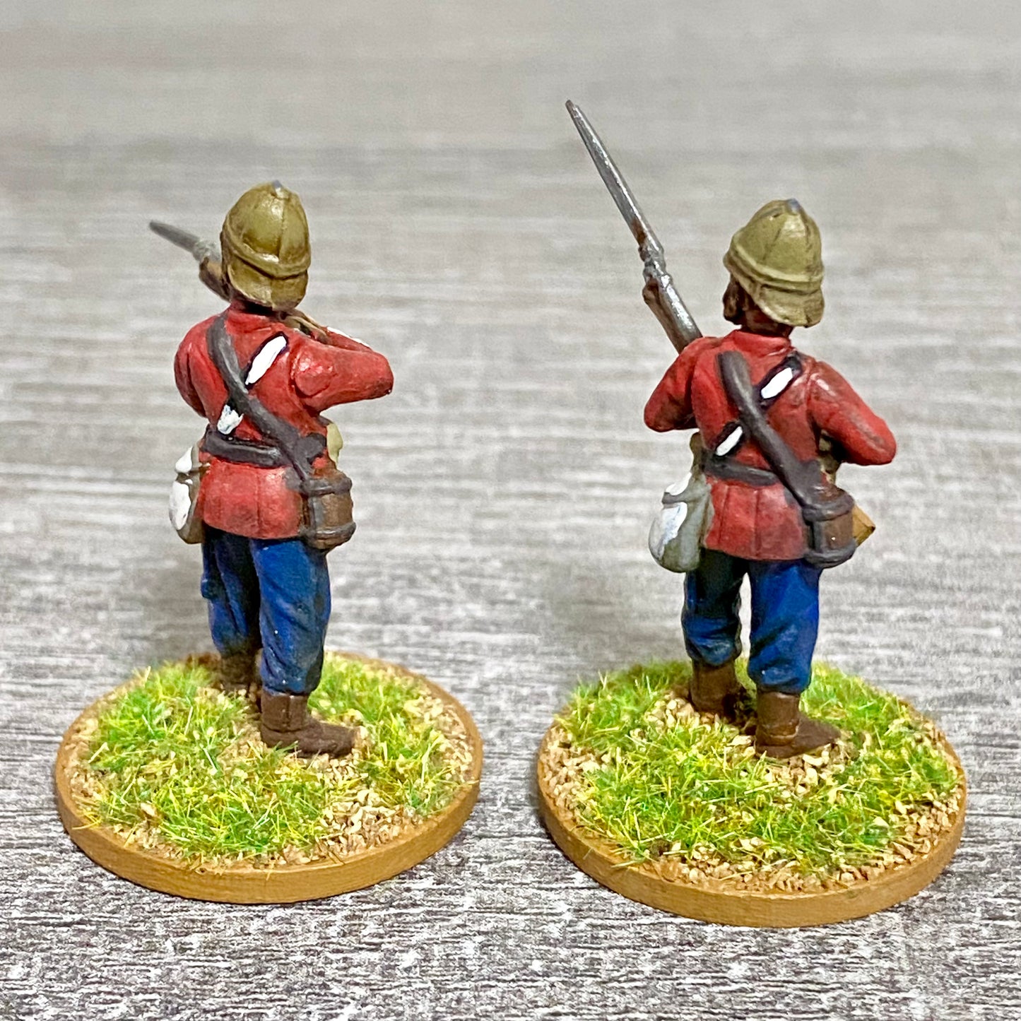 2x 28mm 24th Regiment Of Foot Painted Plastic Miniatures Zulu 1879 War Games #30