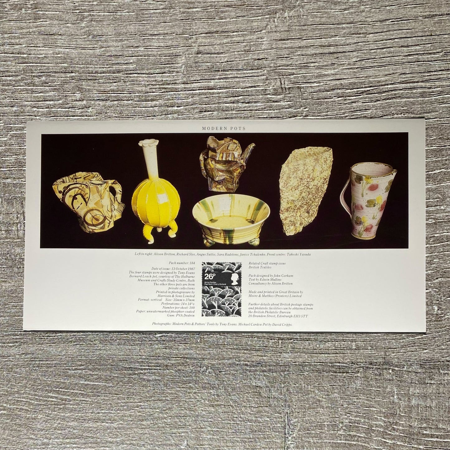 GB QEII 1987 Royal Mail Studio Pottery Mint Stamps Presentation Pack No. 184 MNH