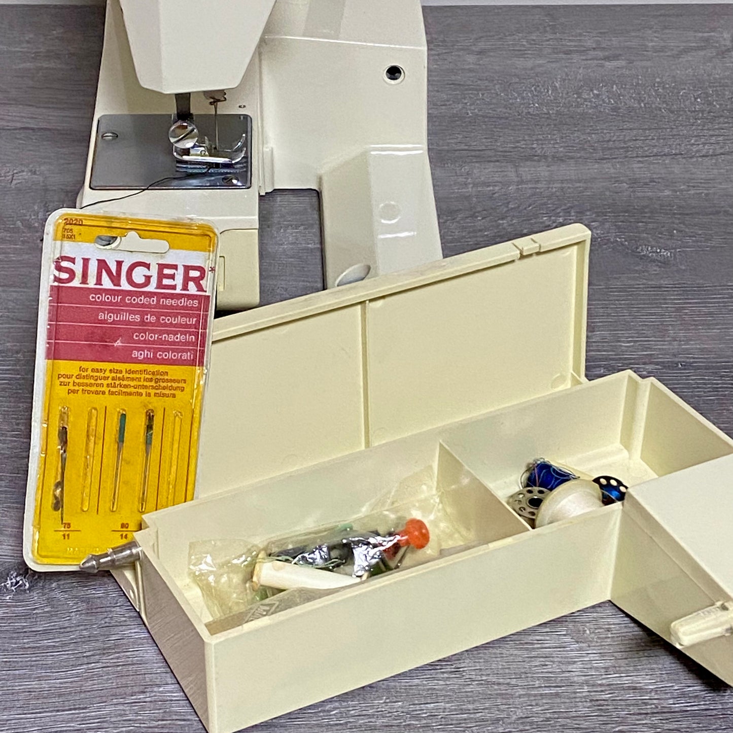 Vintage Toyota Model 6400 Electric Sewing Machine With Accessories VGC Rare