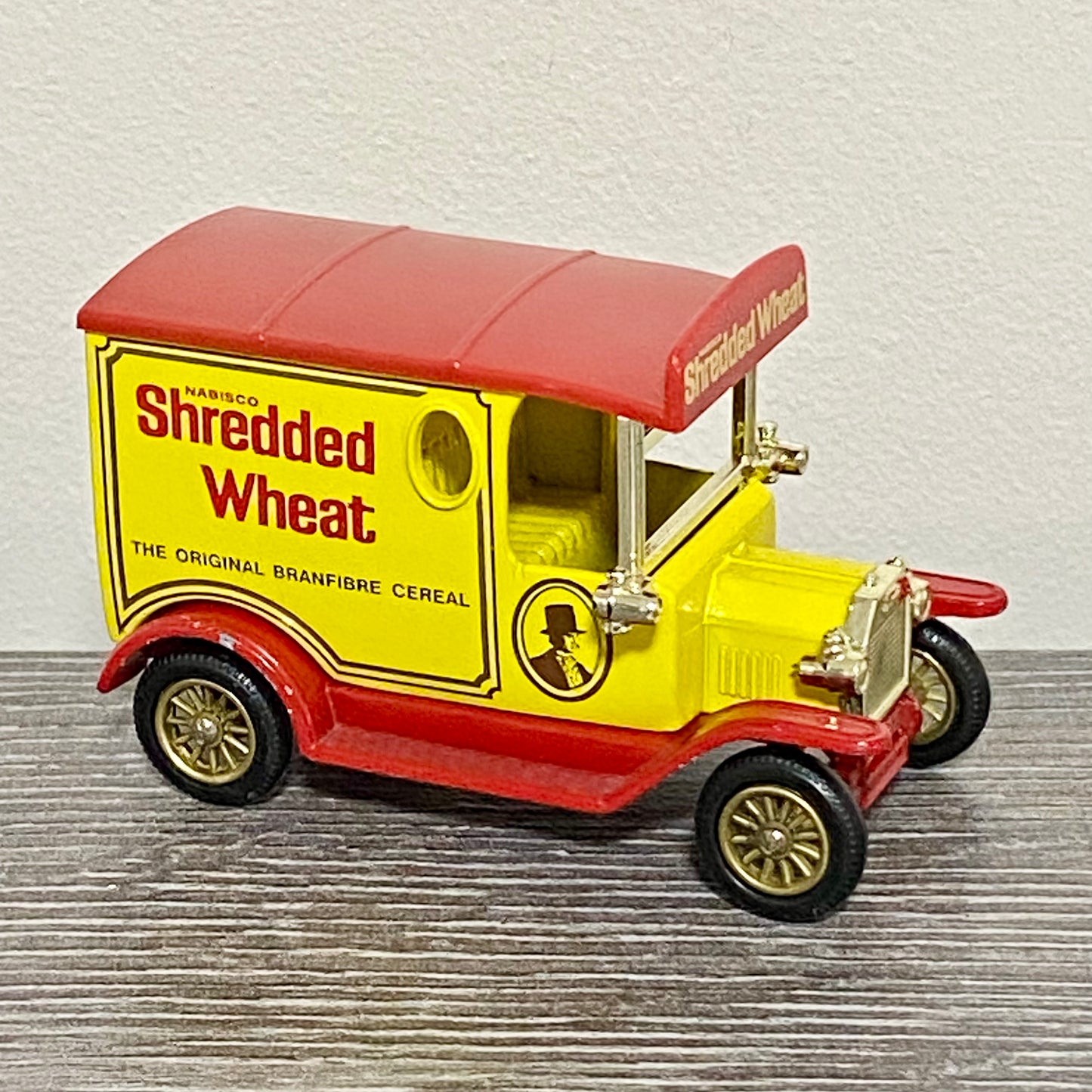 Vintage Lledo Days Gone 1920 Ford Model T Van Shredded Wheat Promotional Model