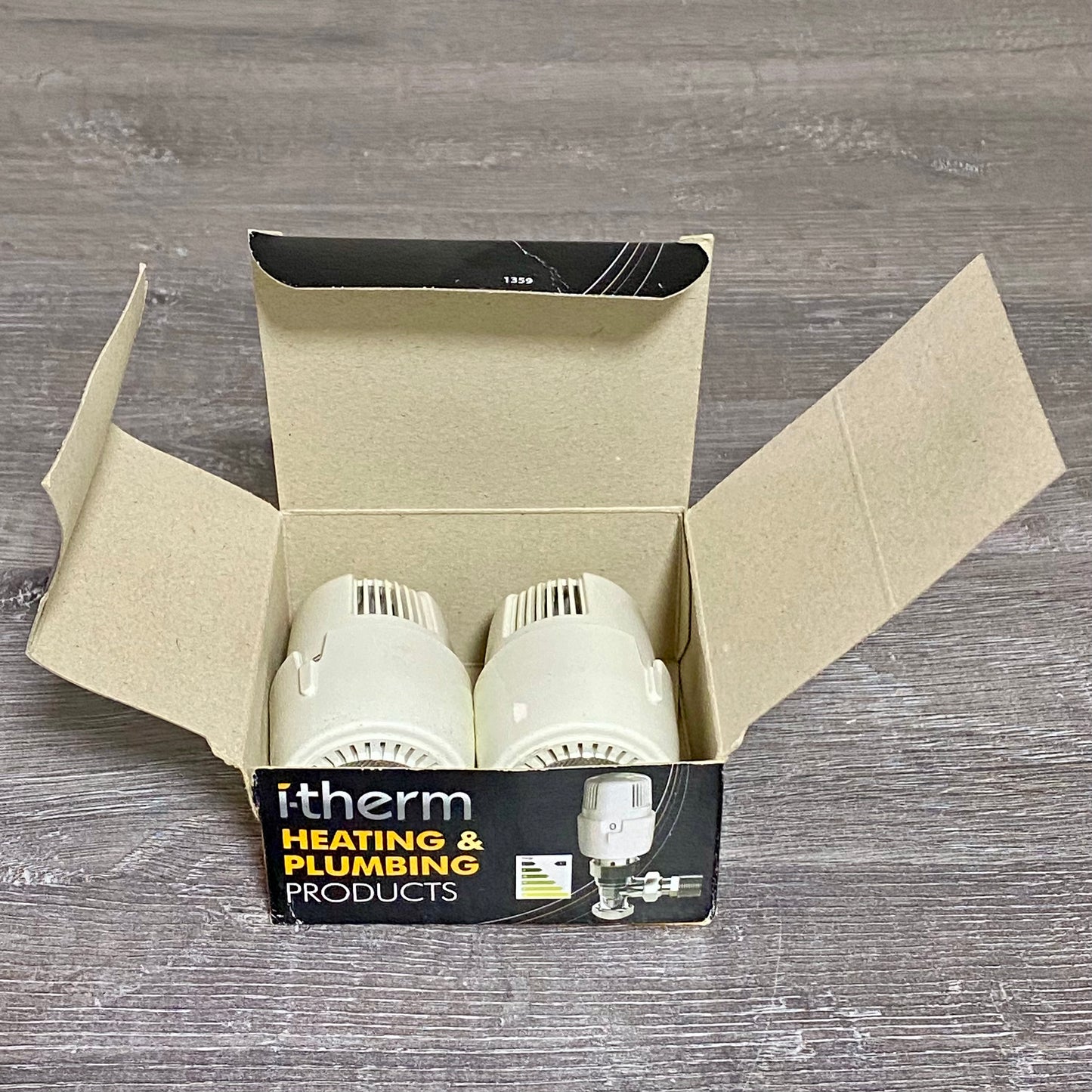 Inta 15mm I-THERM Angled Twin Pack Thermostatic Radiator Valve & Lock Shield 2pc