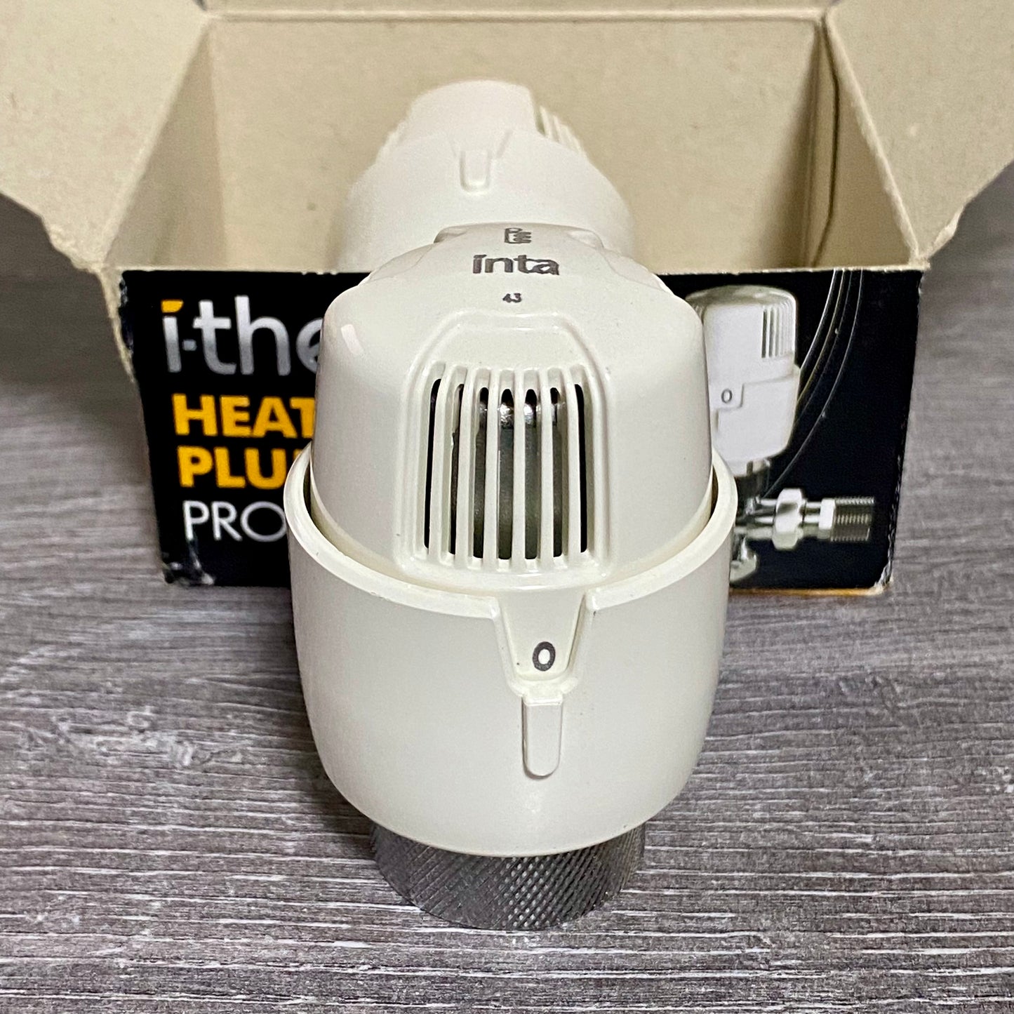 Inta 15mm I-THERM Angled Twin Pack Thermostatic Radiator Valve & Lock Shield 2pc
