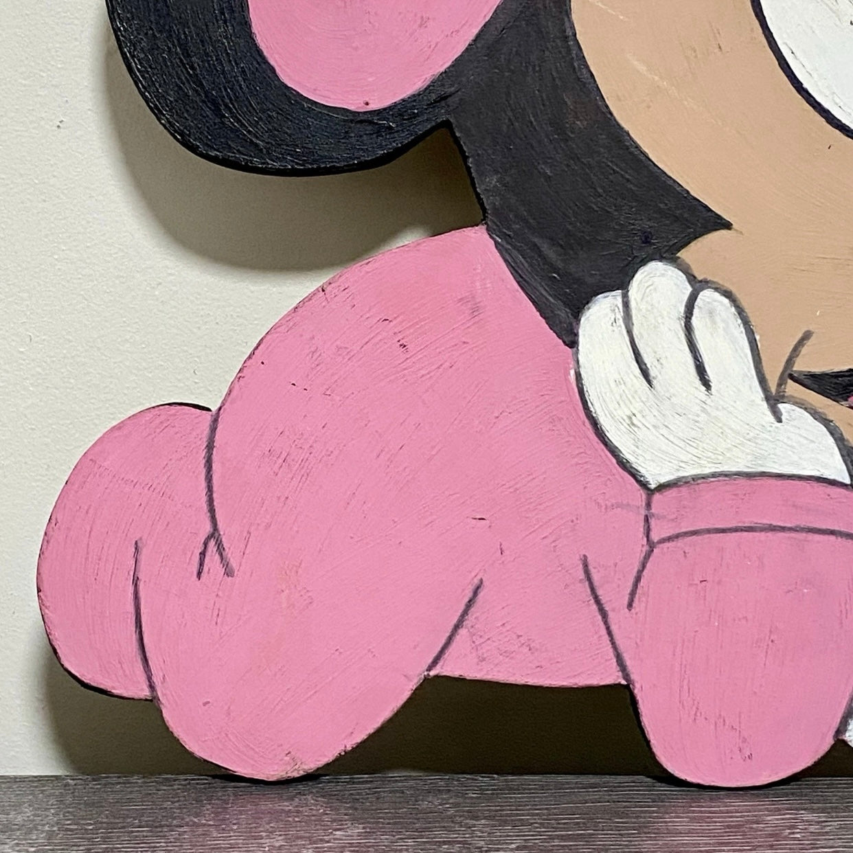 Minnie Mouse Disney Wooden Cutout Painted Wall Hanging Display Plaque Art Sign