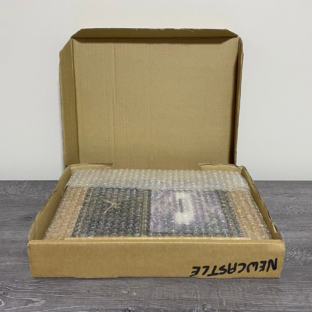 Newcastle United St James Park Framed Picture & Wall Clock Football Boxed Rare