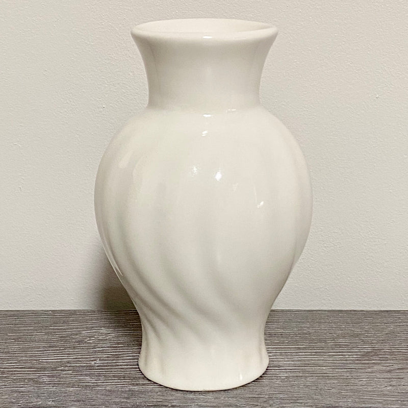 Vintage Zenith 1577 White Ceramic Swirl Ribbed Patterned Vase 1960s Netherlands