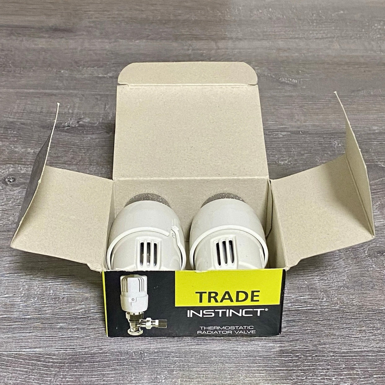 Inta 15mm Trade Angled Twin Pack Thermostatic Radiator Valve & Lock Shield 2pc