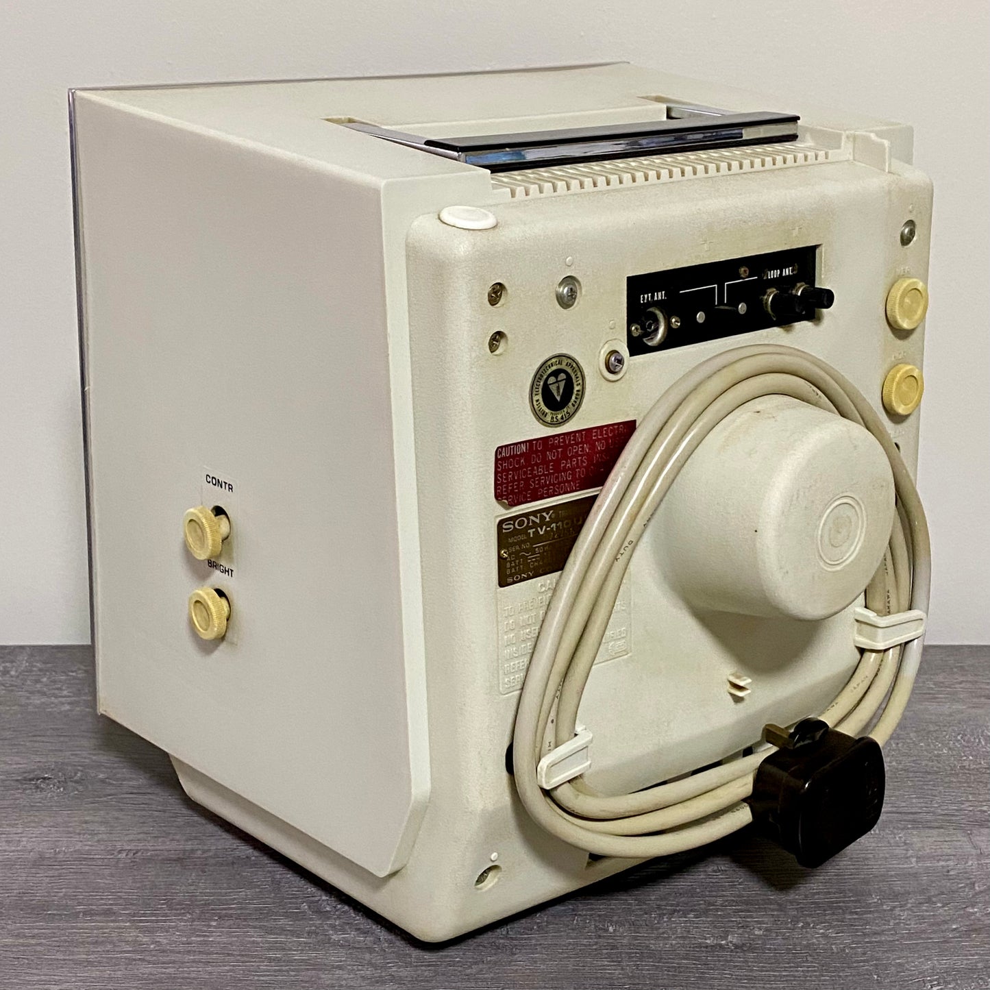 Vintage Sony TV-110 UK Black & White 1971 Portable TV Made In Japan VGC Rare