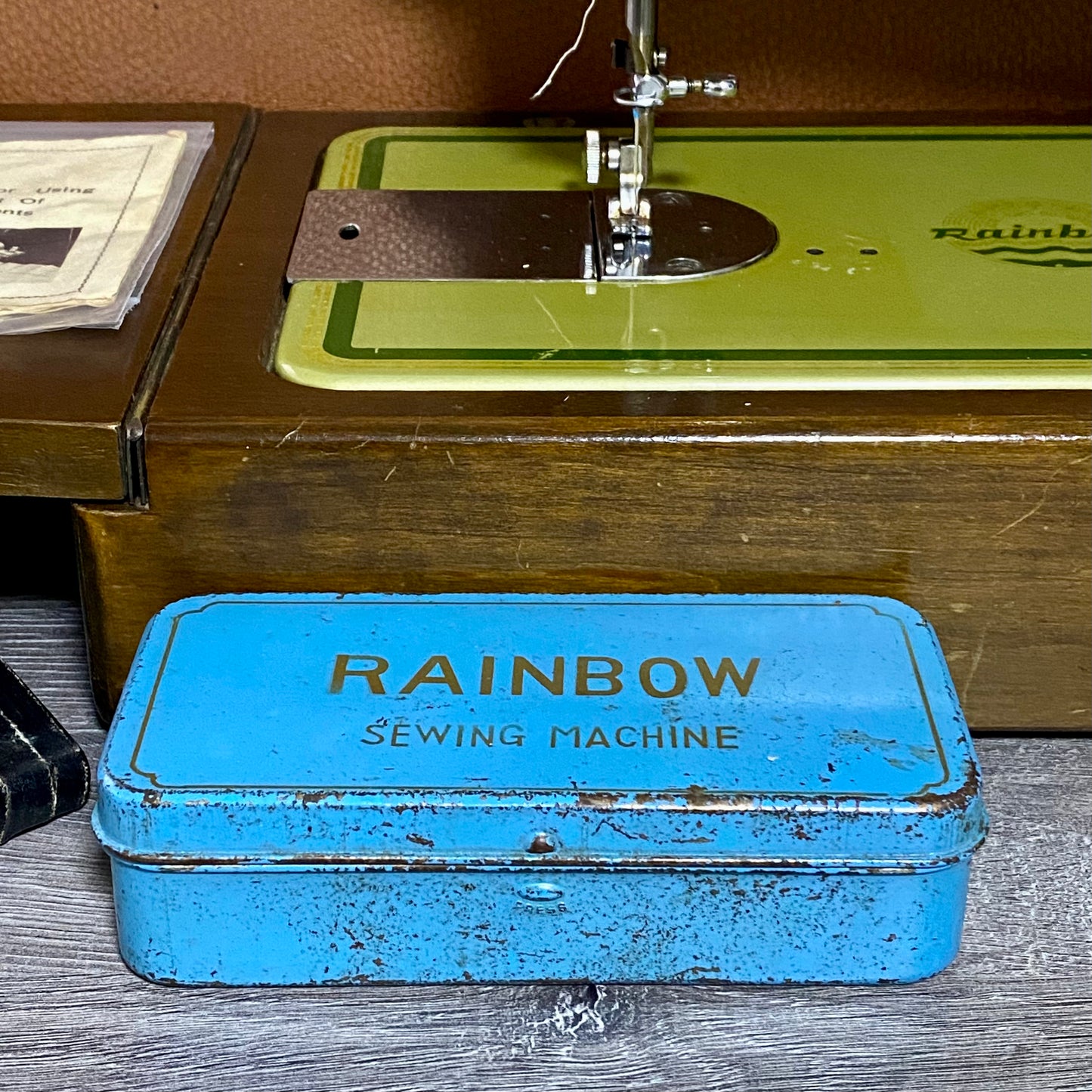 Vintage Rainbow Electric Sewing Machine Gold Colour & Carry Case VGC Very Rare