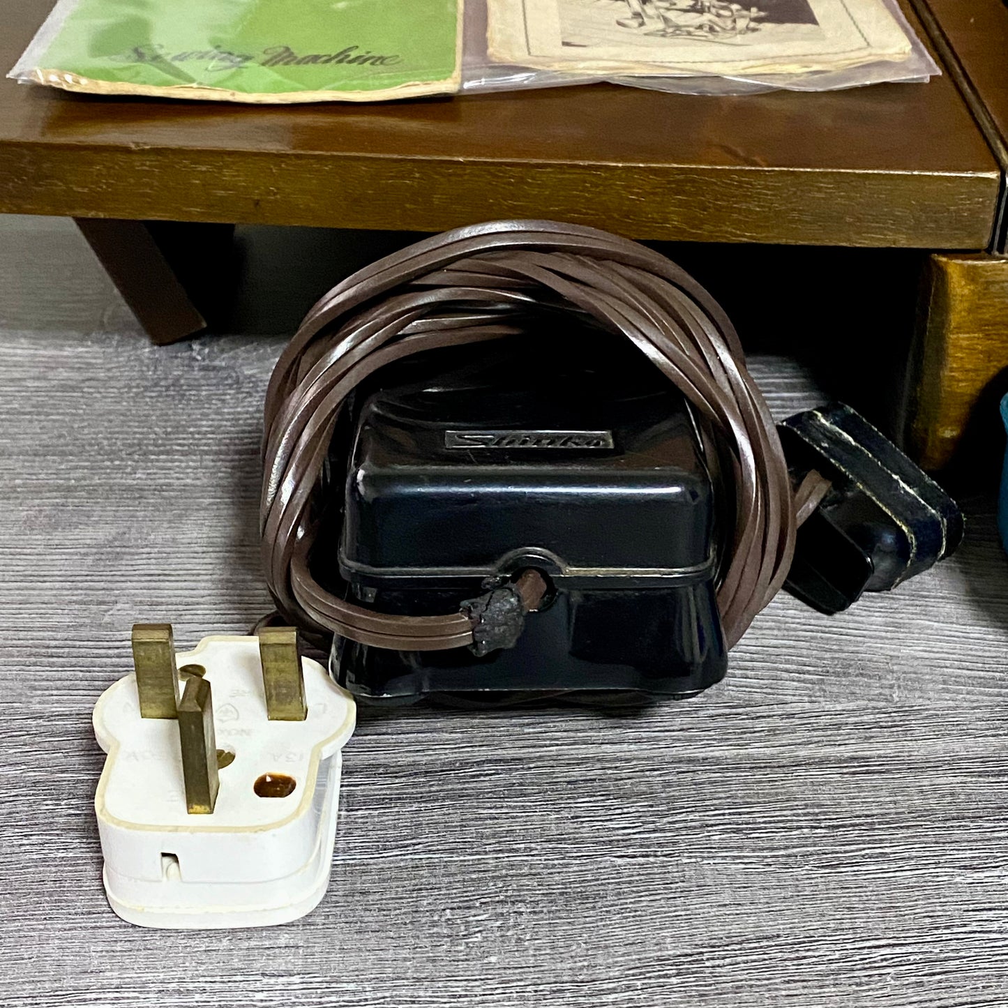 Vintage Rainbow Electric Sewing Machine Gold Colour & Carry Case VGC Very Rare