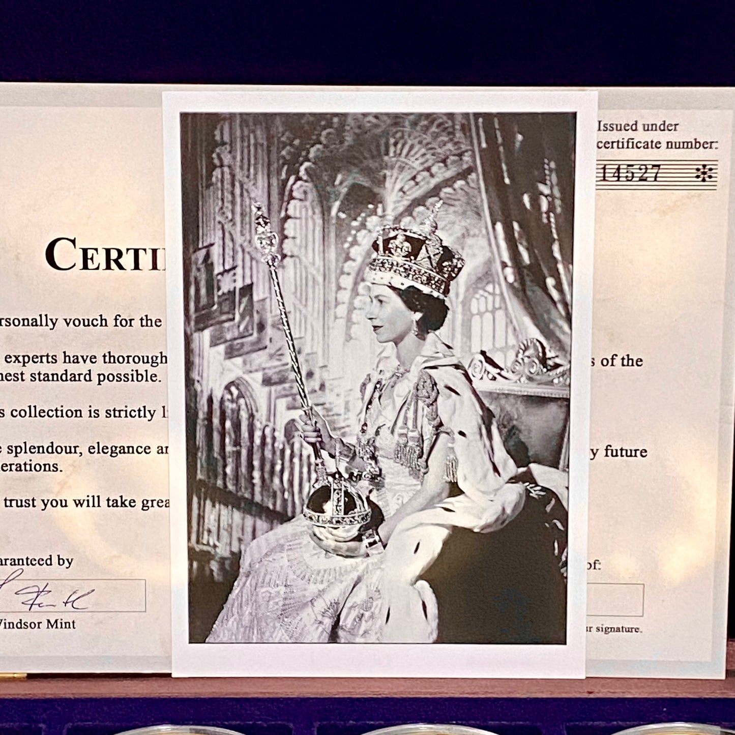 Windsor Mint Portrait Of A Queen Complete Set 24k Cu Gold Plated & Case + Print