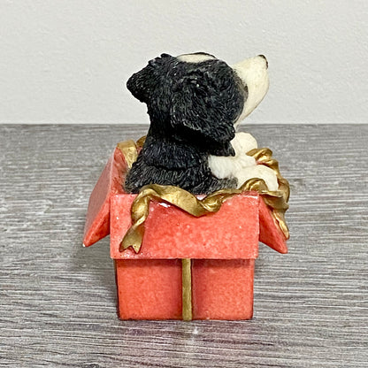 Vintage Small Collie Puppy Dog Sitting In Red Gift Box Christmas Ornament Figure