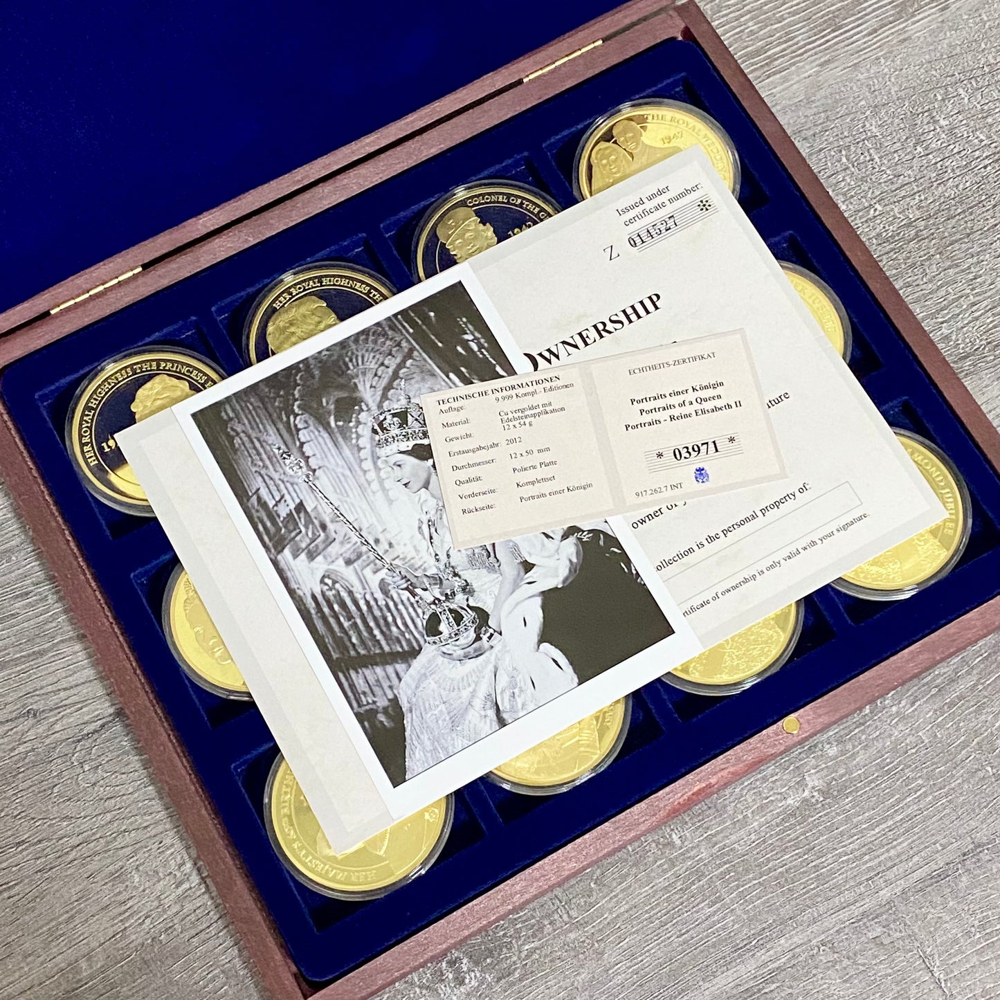 Windsor Mint Portrait Of A Queen Complete Set 24k Cu Gold Plated & Case + Print