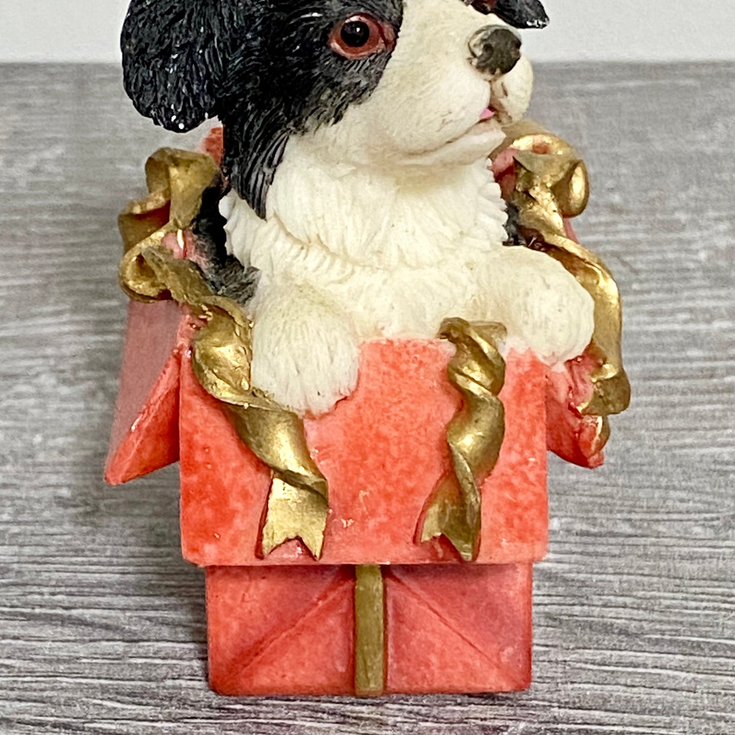 Vintage Small Collie Puppy Dog Sitting In Red Gift Box Christmas Ornament Figure