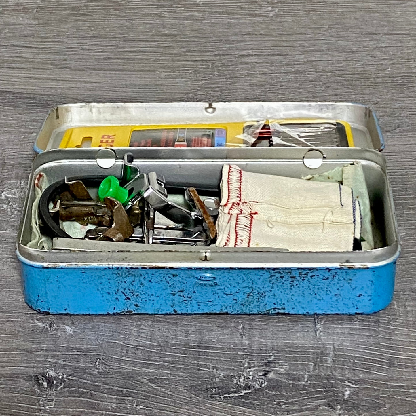 Vintage Rainbow Electric Sewing Machine Gold Colour & Carry Case VGC Very Rare