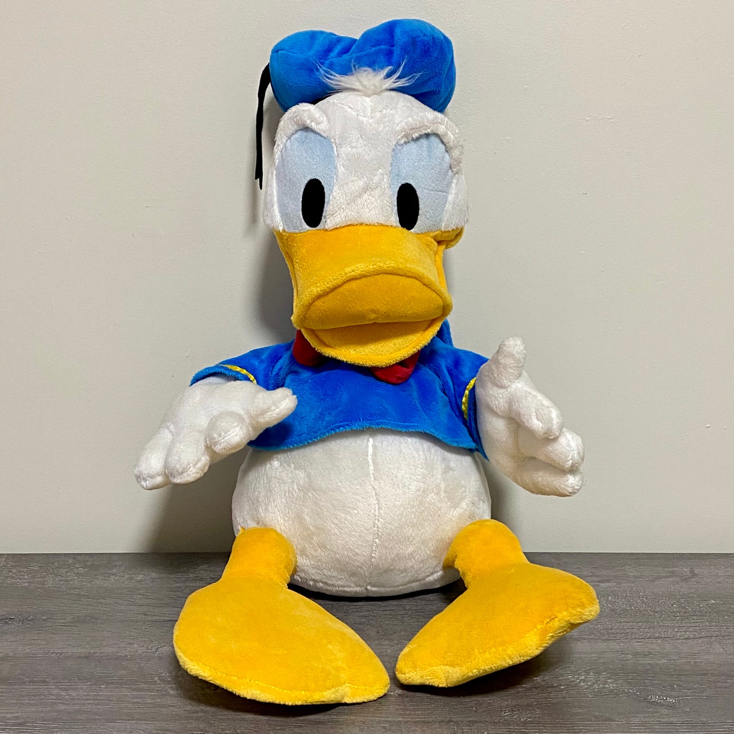 Vintage Genuine Disney Donald Duck XXL Large Plush Soft Toy 24” Disneyland Rare