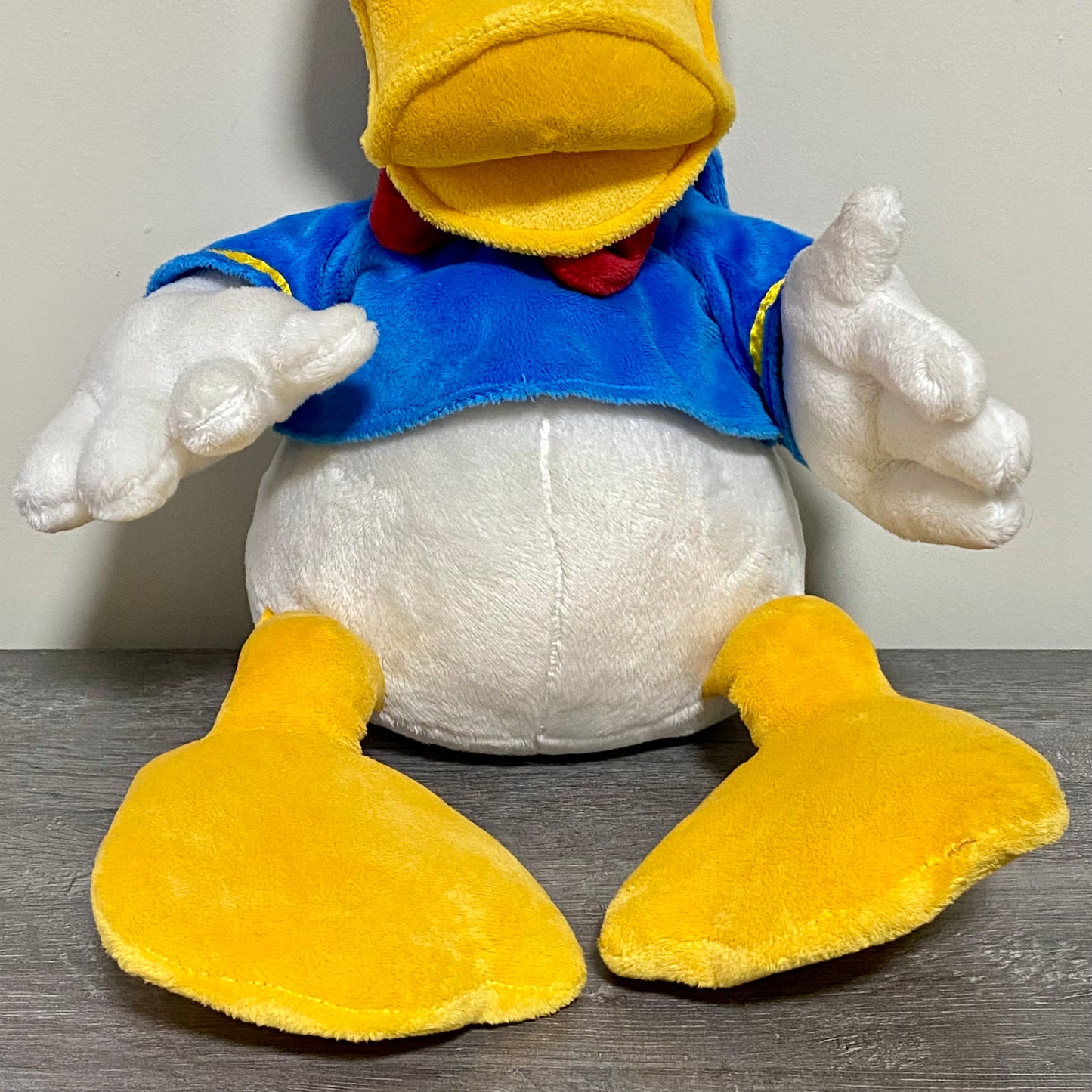 Vintage Genuine Disney Donald Duck XXL Large Plush Soft Toy 24” Disneyland Rare