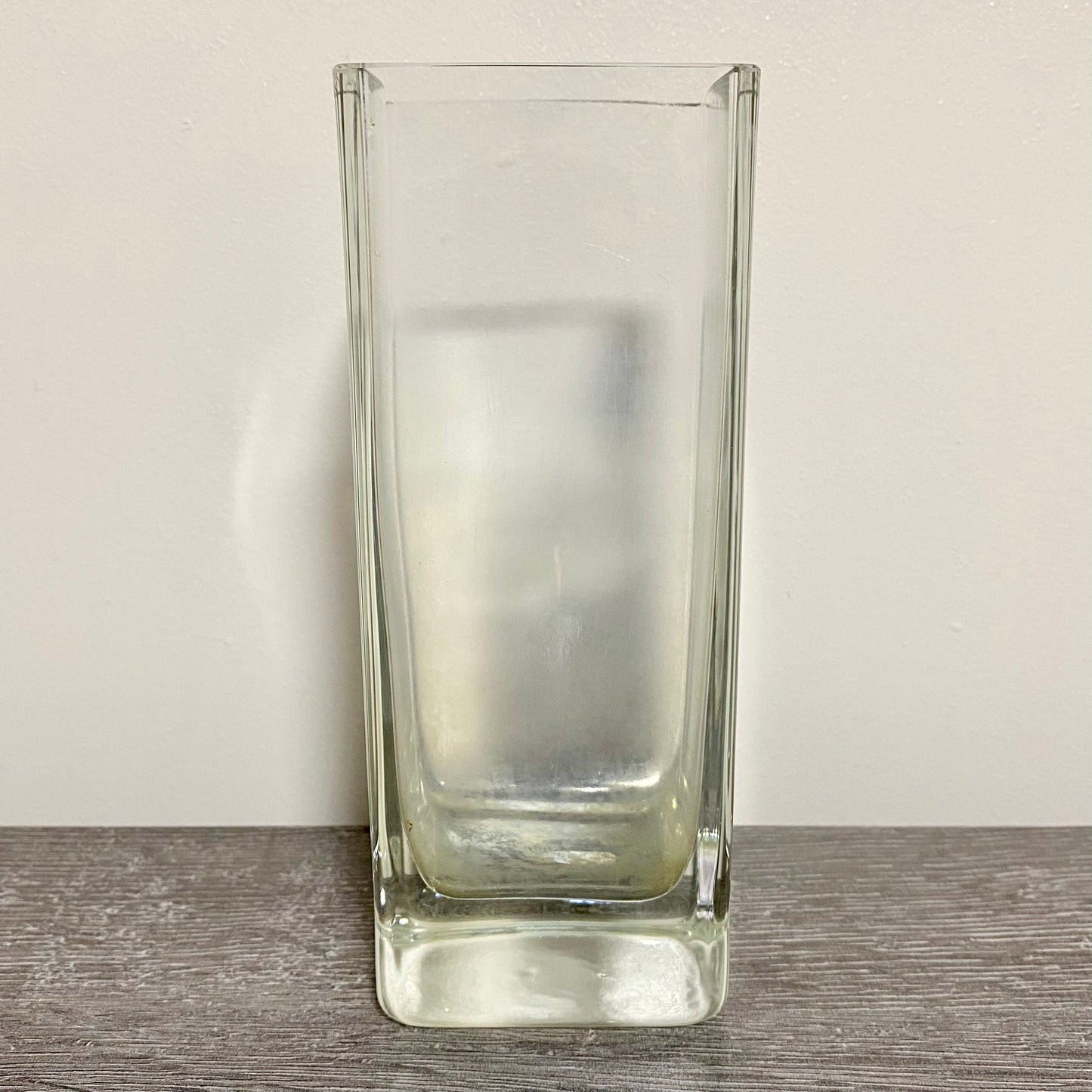 Vintage Round Edge Square Thick Clear Glass Bud Flower Vase With Sturdy Base