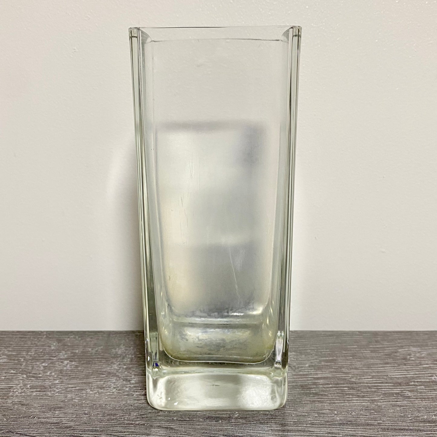 Vintage Round Edge Square Thick Clear Glass Bud Flower Vase With Sturdy Base