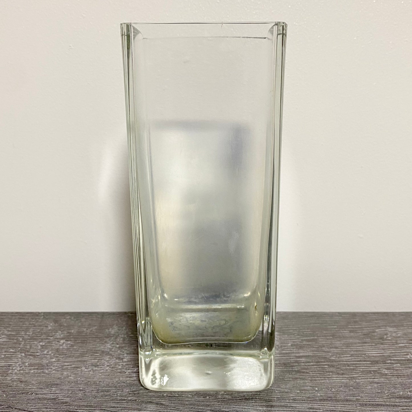 Vintage Round Edge Square Thick Clear Glass Bud Flower Vase With Sturdy Base