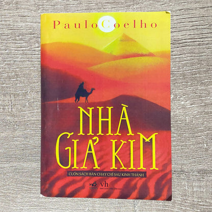 The Alchemist By Paulo Coelho Vietnamese Edition Nhà Giả Kim 2013 Paperpar Book
