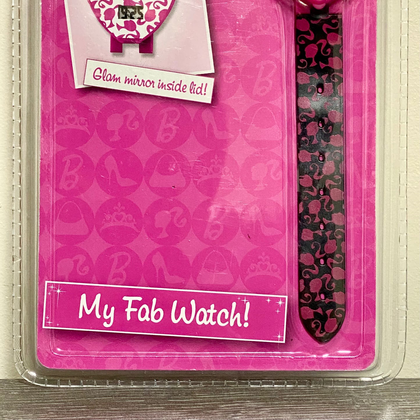 Barbie Heart Shaped Digital LCD My Fab Watch With Flip Mirror Lid Kids 2009 Rare