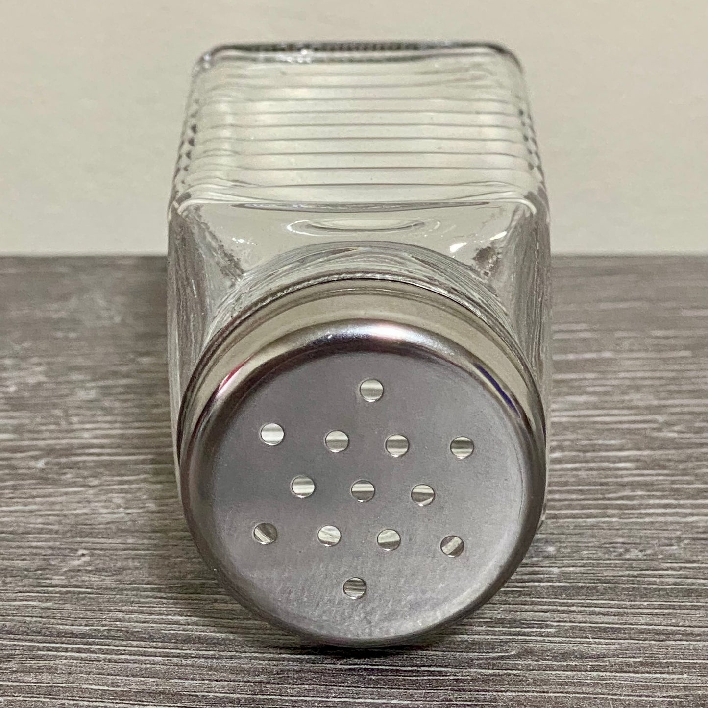 Clear Glass Salt Pepper Shaker With Metal Lid Vintage Ribbed Restaurant Style