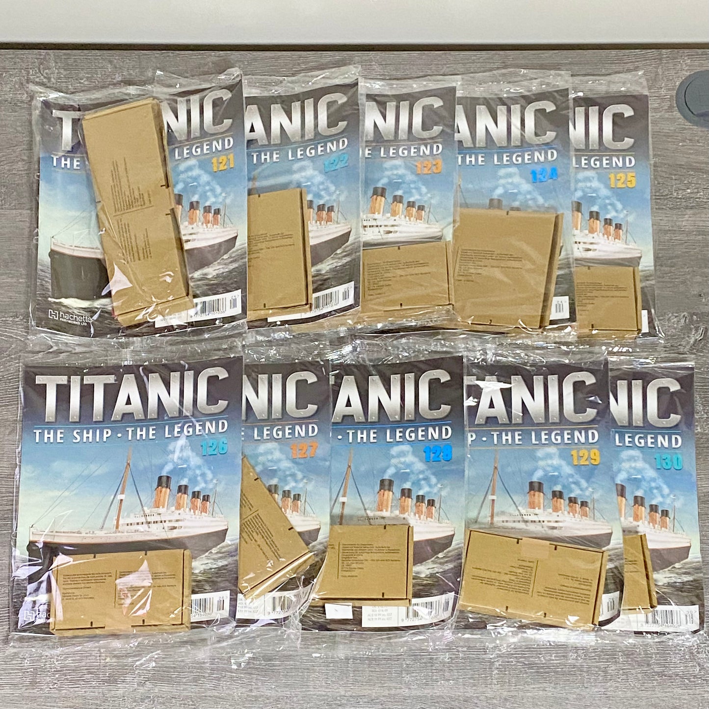 Hachette Titanic The Ship Issues 1–140 Complete Kit + Issues 141–145 & 6 Binders