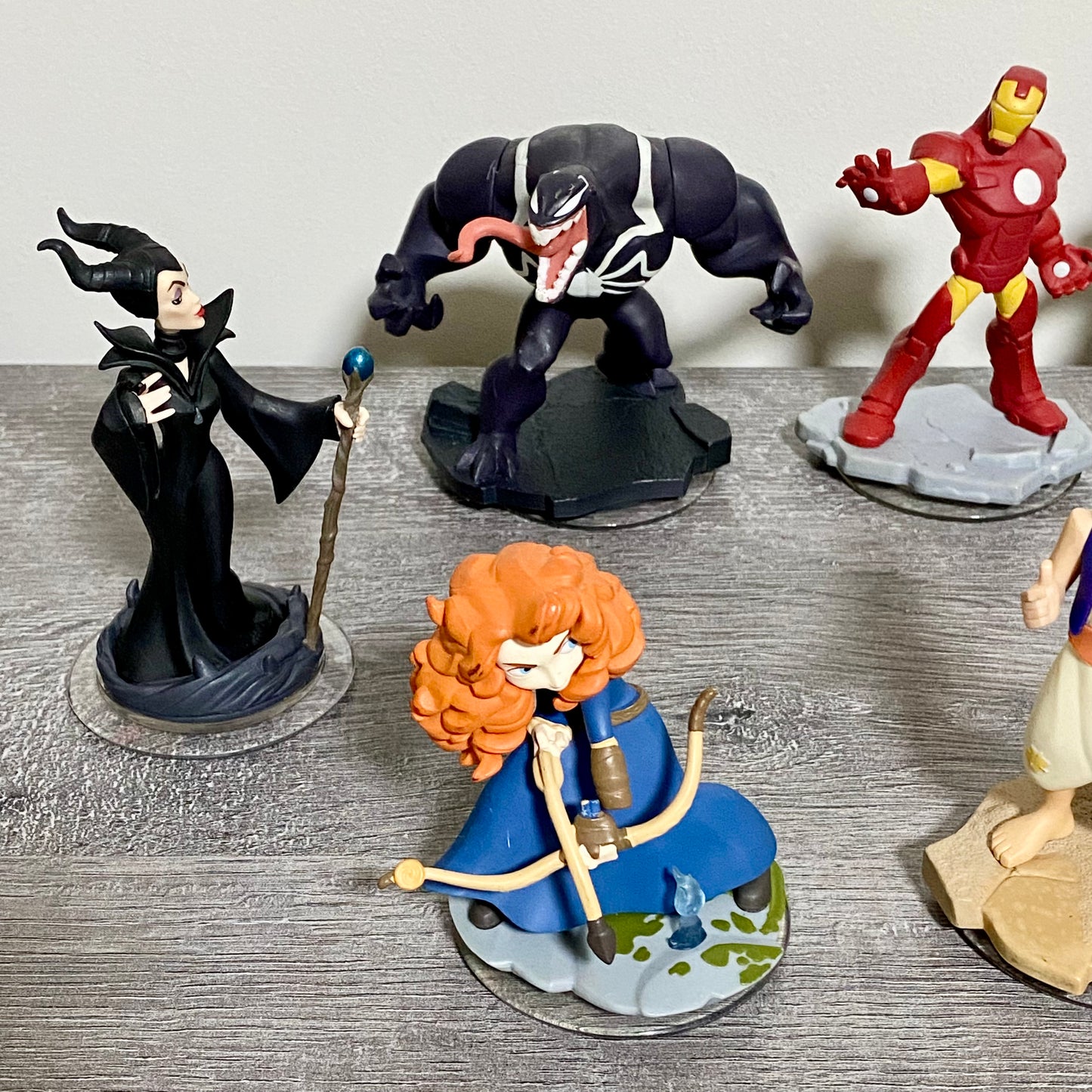 Disney Infinity 2.0 Figures Various 19 Piece Jot Lot Bundle