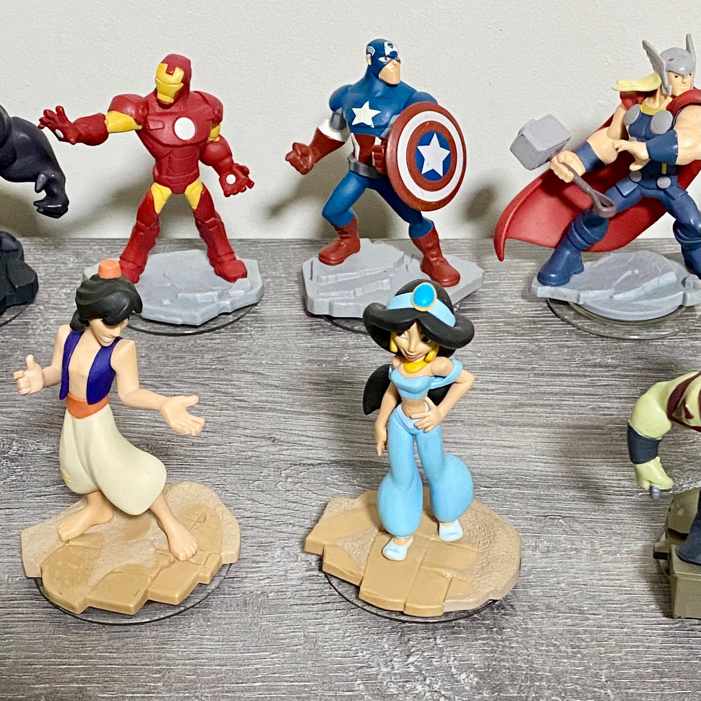 Disney Infinity 2.0 Figures Various 19 Piece Jot Lot Bundle