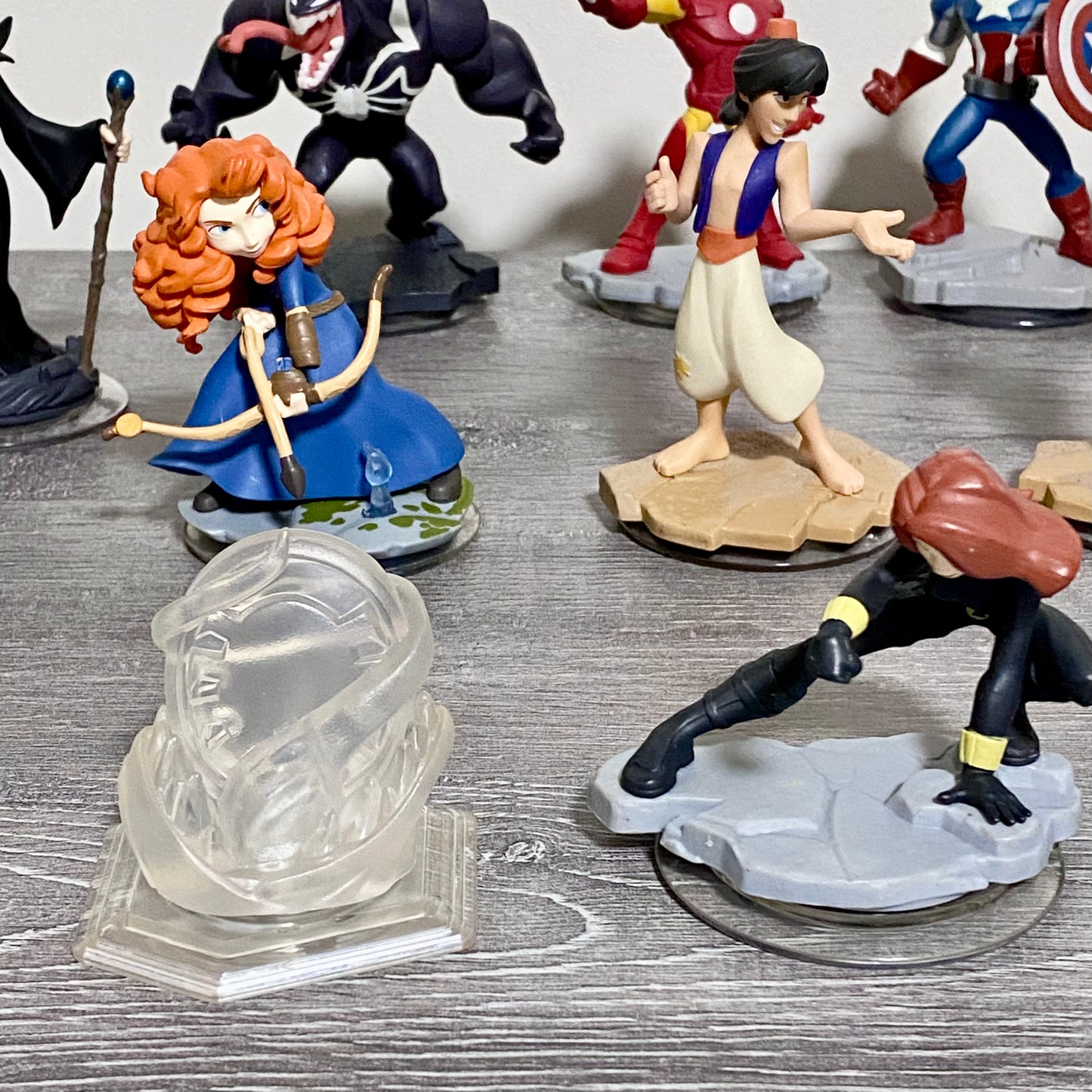 Disney Infinity 2.0 Figures Various 19 Piece Jot Lot Bundle