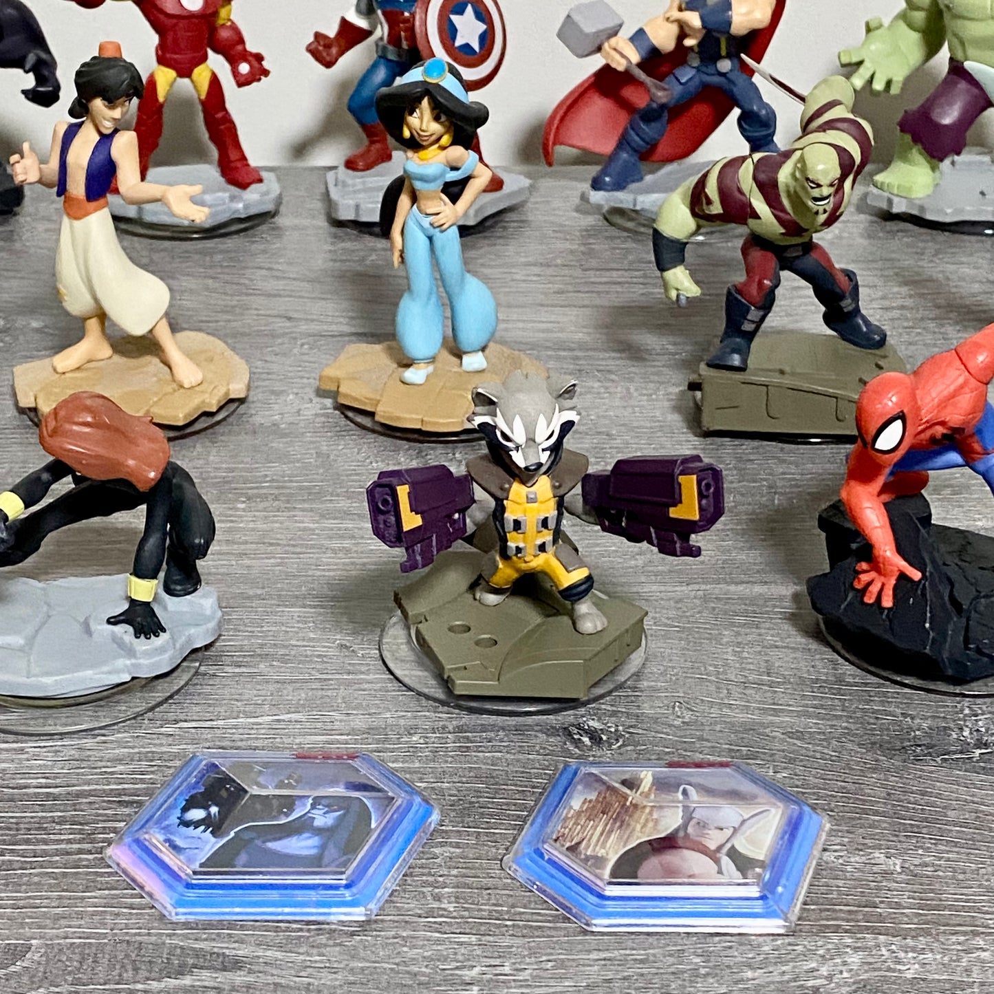 Disney Infinity 2.0 Figures Various 19 Piece Jot Lot Bundle