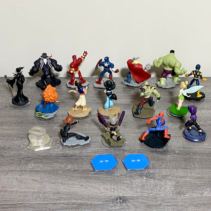 Disney Infinity 2.0 Figures Various 19 Piece Jot Lot Bundle