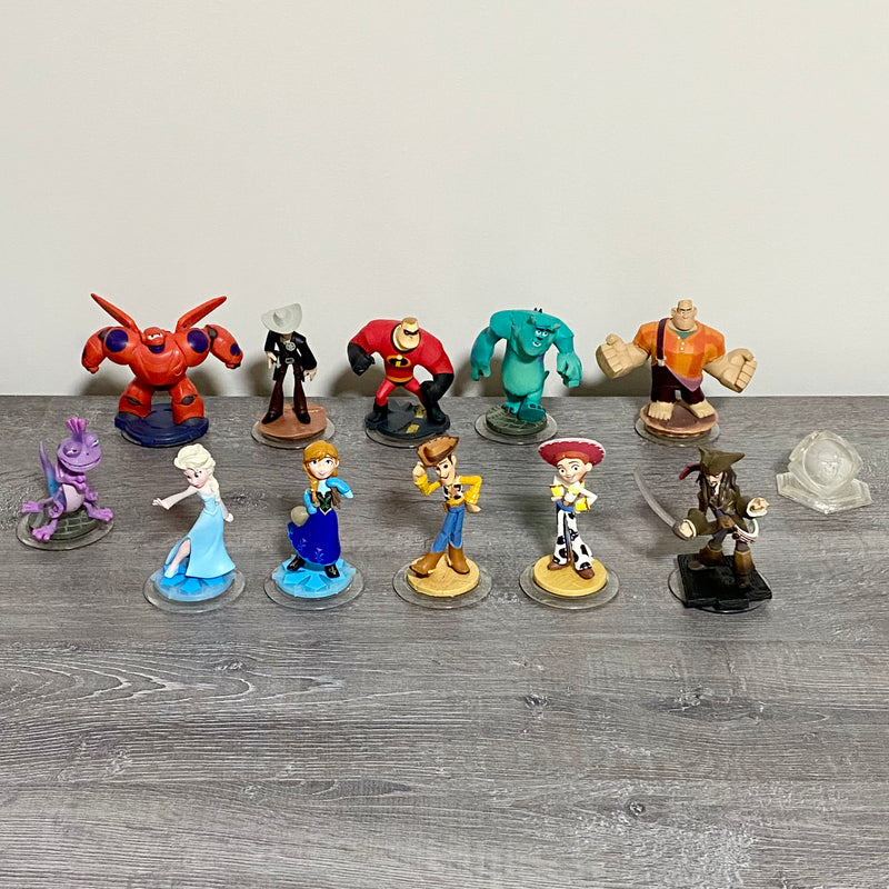 Disney Infinity 1.0 & 2.0 Figures Various 13 Piece Jot Lot Bundle