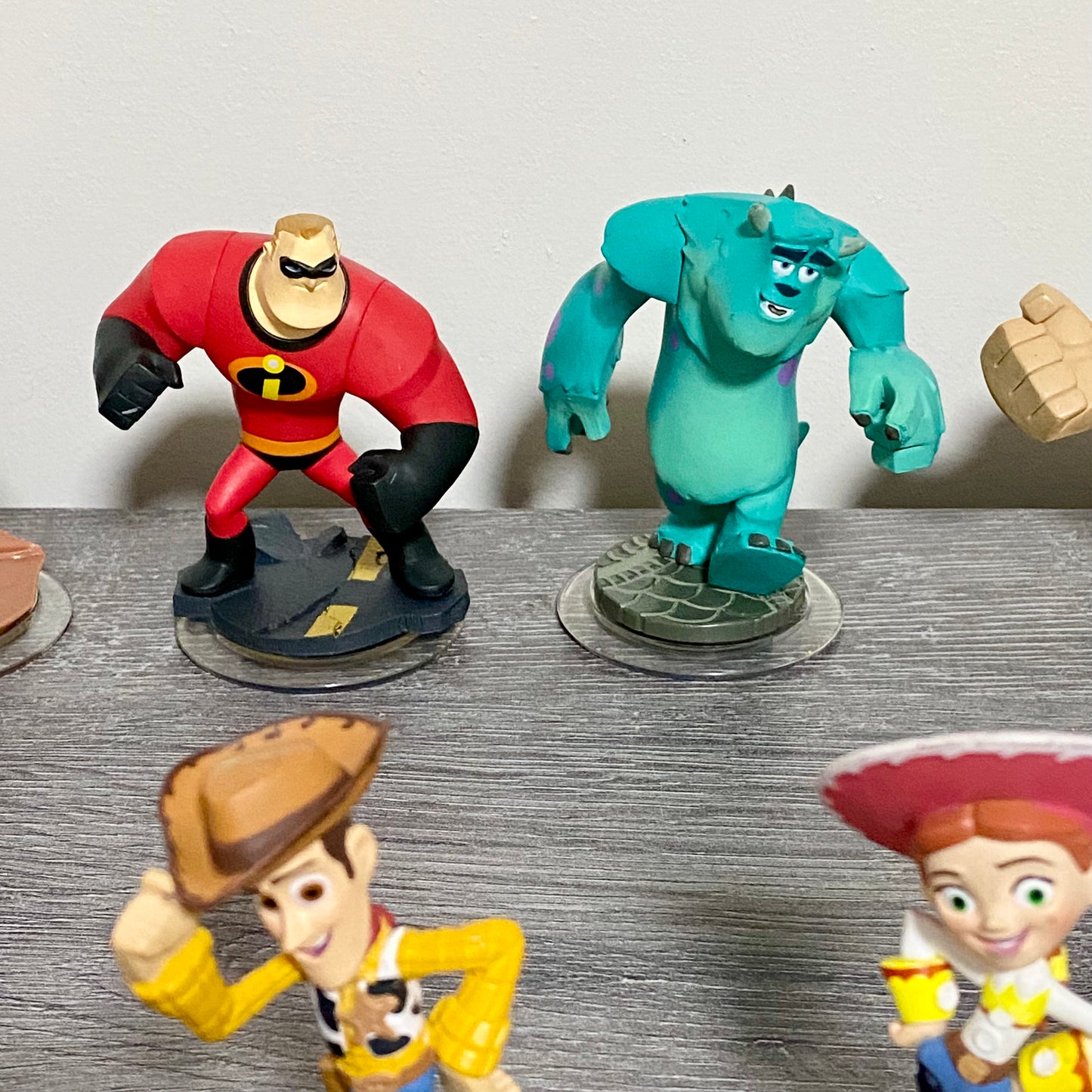 Disney Infinity 1.0 & 2.0 Figures Various 13 Piece Jot Lot Bundle