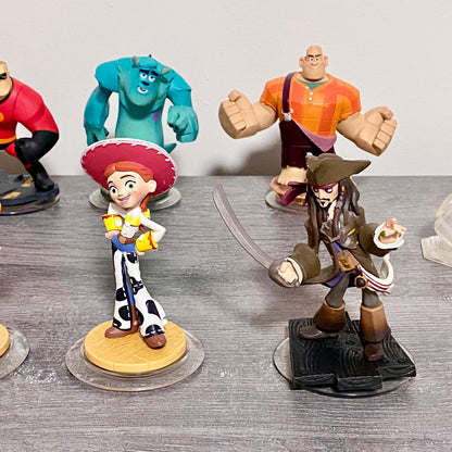 Disney Infinity 1.0 & 2.0 Figures Various 13 Piece Jot Lot Bundle