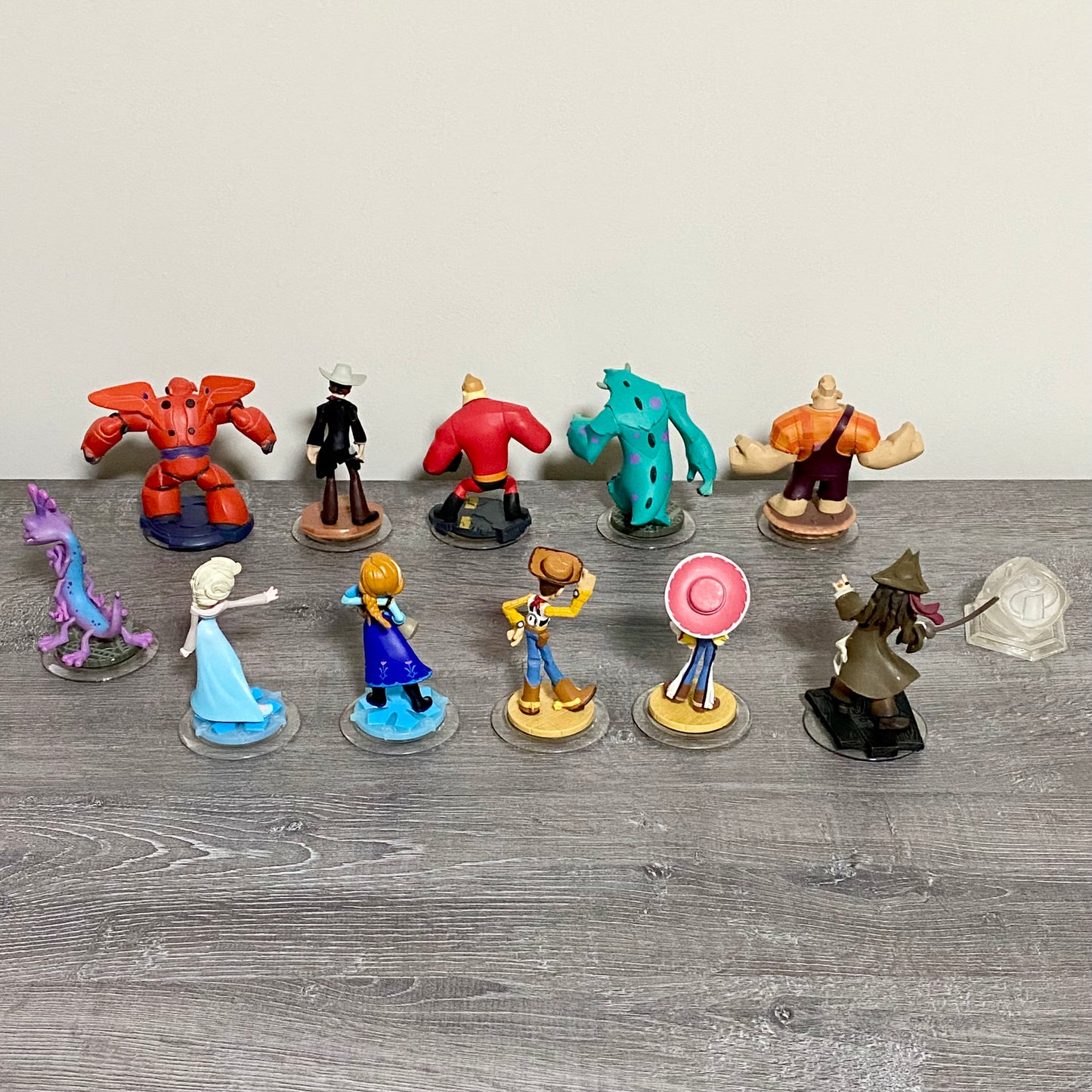 Disney Infinity 1.0 & 2.0 Figures Various 13 Piece Jot Lot Bundle
