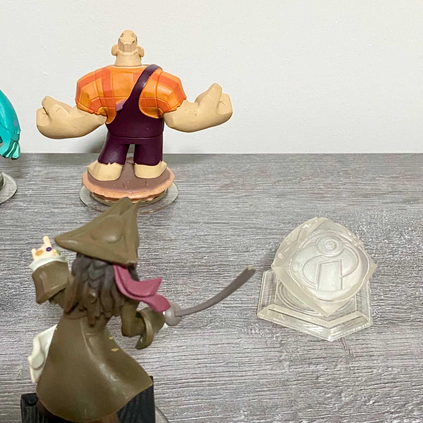 Disney Infinity 1.0 & 2.0 Figures Various 13 Piece Jot Lot Bundle