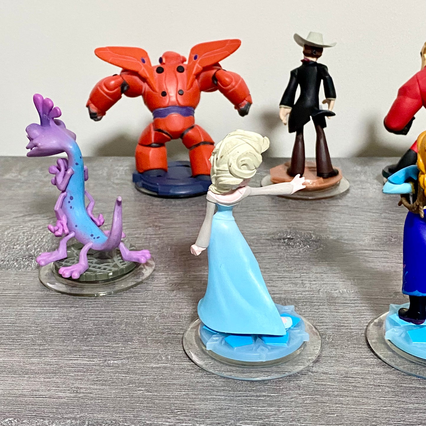 Disney Infinity 1.0 & 2.0 Figures Various 13 Piece Jot Lot Bundle