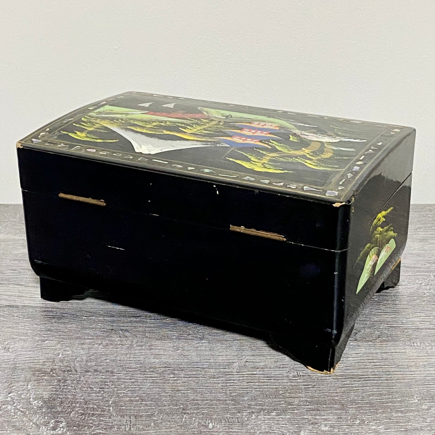 Vintage Japanese Black Lacquer Wood Hand Painted Jewellery Storage Box c1950s