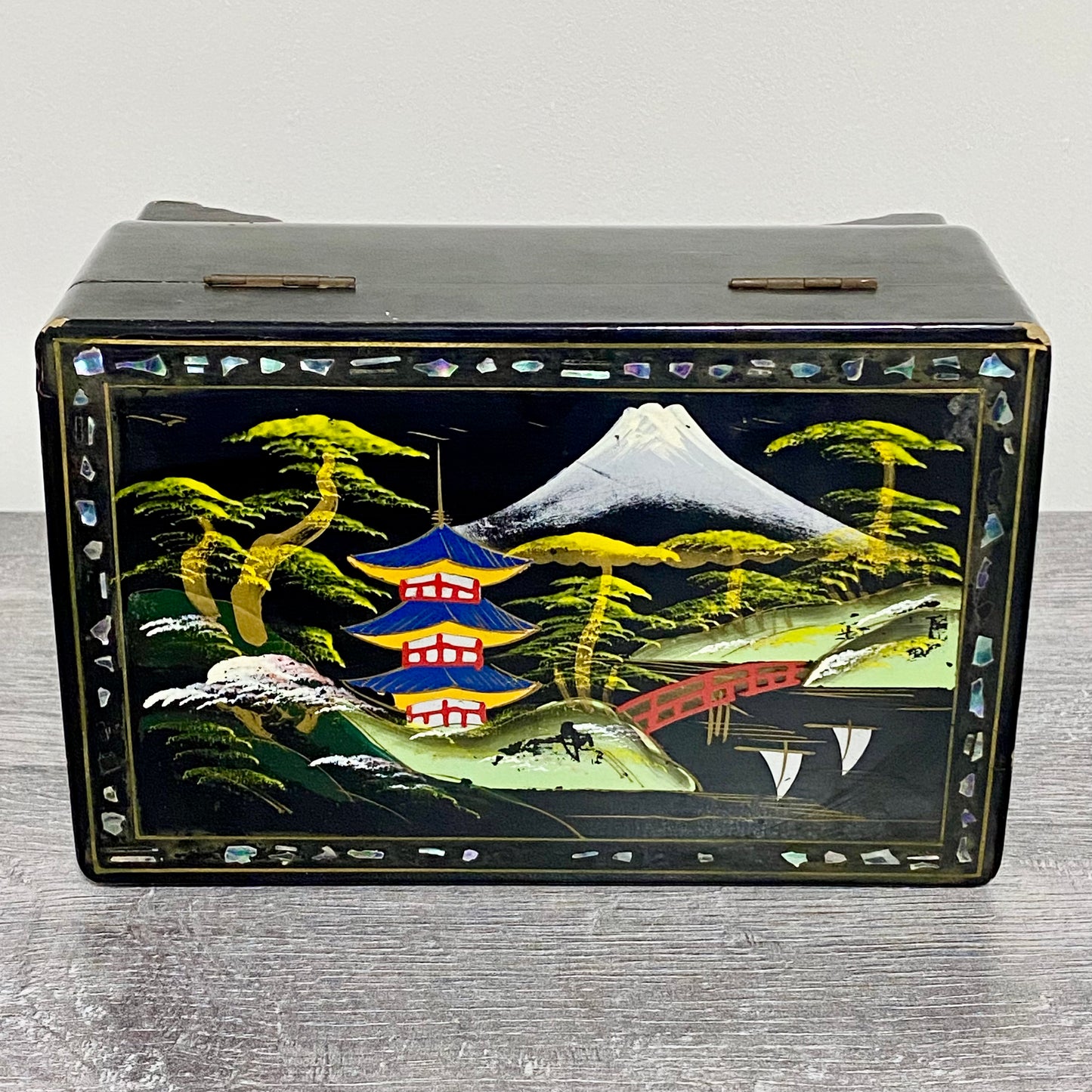Vintage Japanese Black Lacquer Wood Hand Painted Jewellery Storage Box c1950s