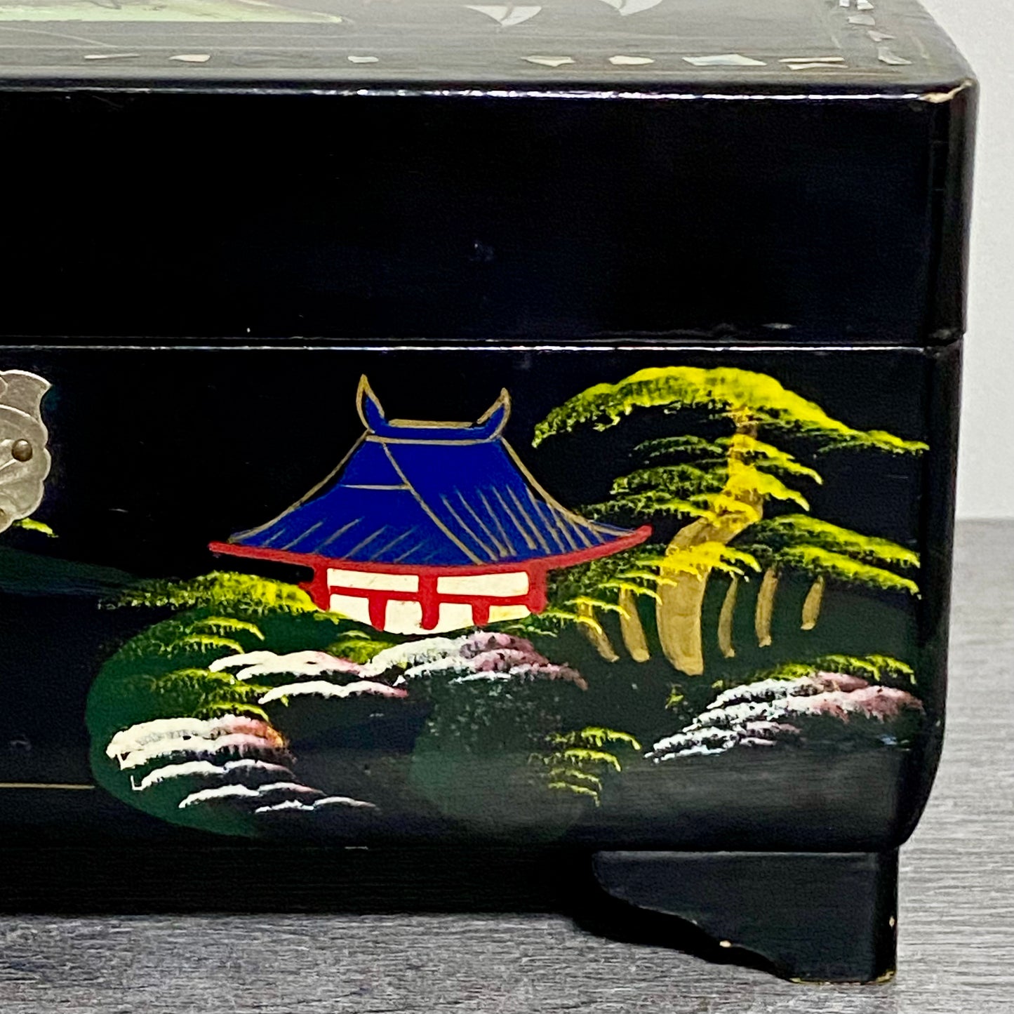 Vintage Japanese Black Lacquer Wood Hand Painted Jewellery Storage Box c1950s