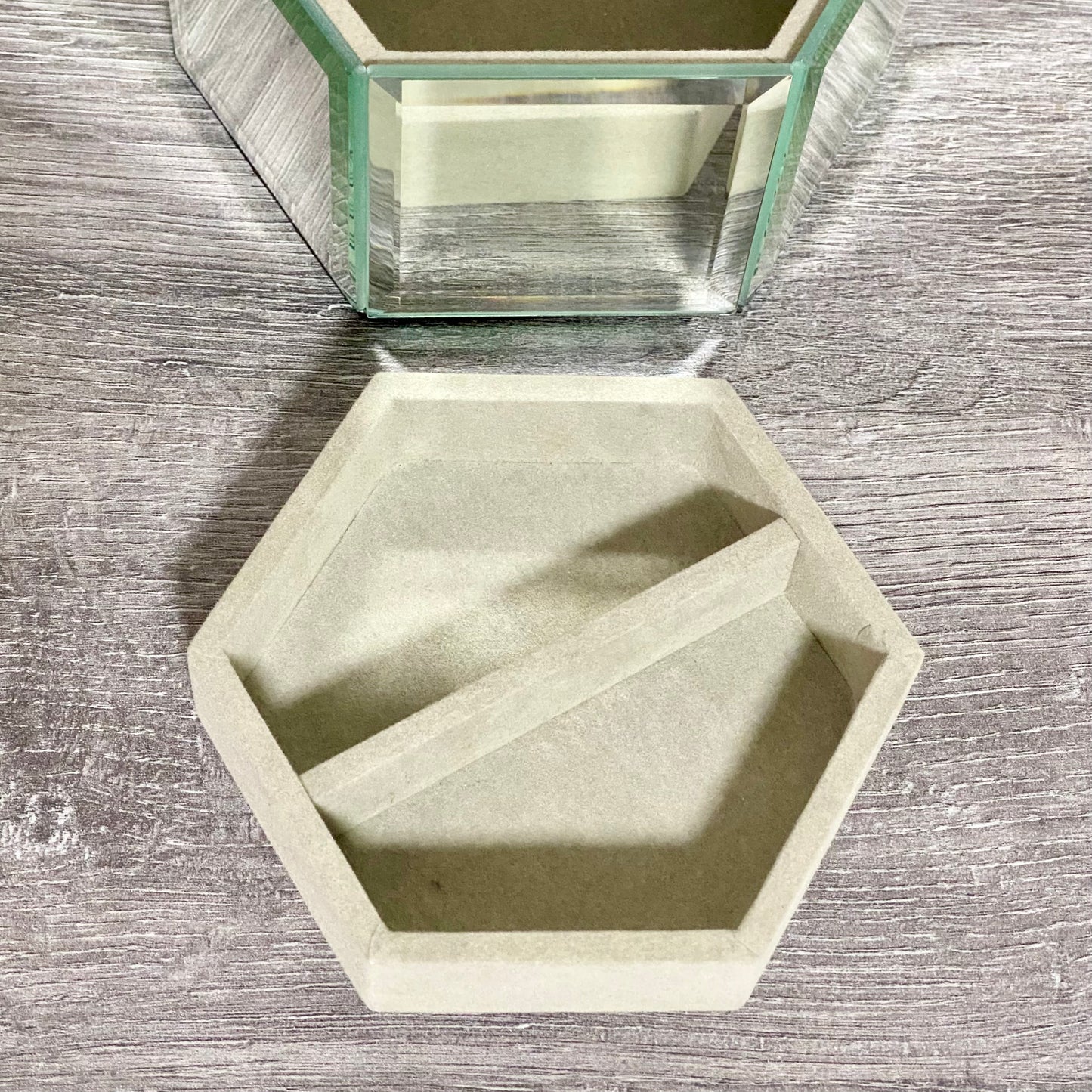 Laura Ashley Flower Floral Design Hexagonal Mirrored Jewellery Trinket Box