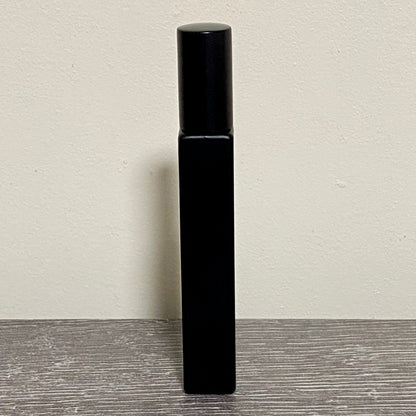 Pecksniffs Men’s Eau De Toilette Mini Leather & Oakmoss 10ml Travel Size Spray