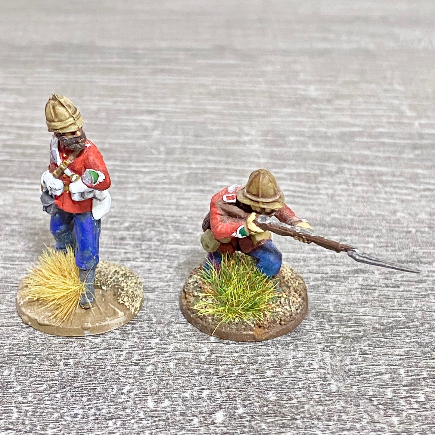 2x 28mm 24th Regiment Of Foot Painted Plastic Miniatures Zulu 1879 Wargaming #34