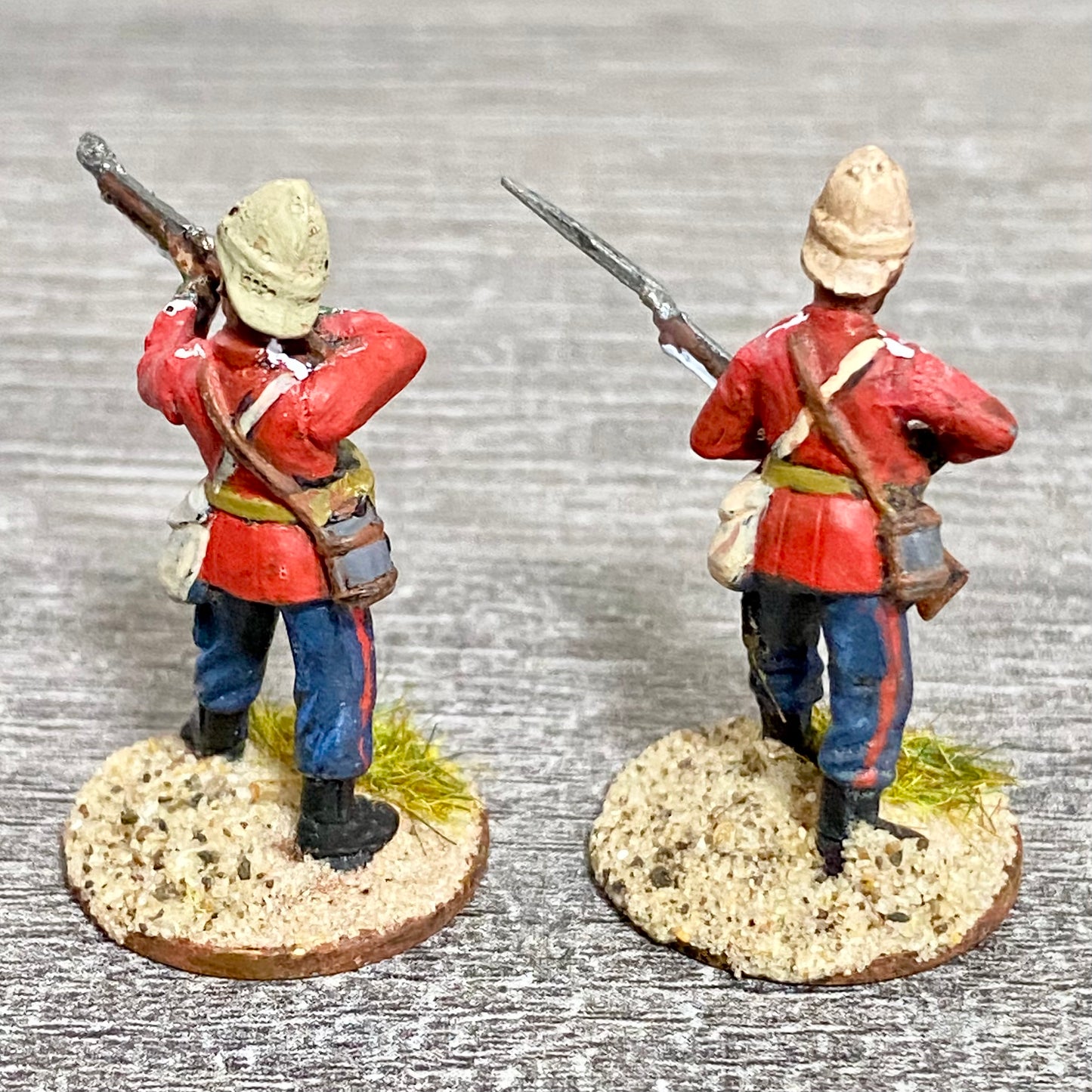 2x 28mm 24th Regiment Of Foot Painted Plastic Miniatures Zulu 1879 Wargaming #36