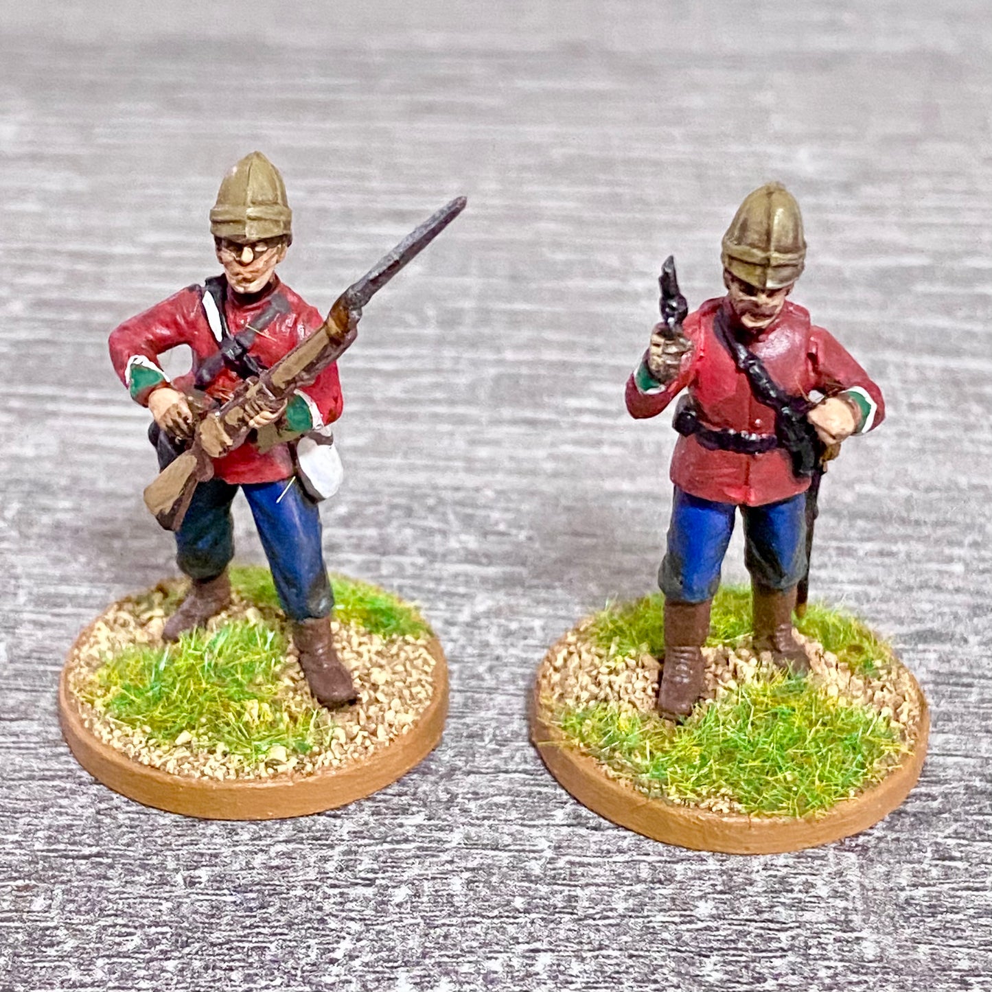 2x 28mm 24th Regt Of Foot Painted Plastic Miniatures Zulu 1879 War Games #17