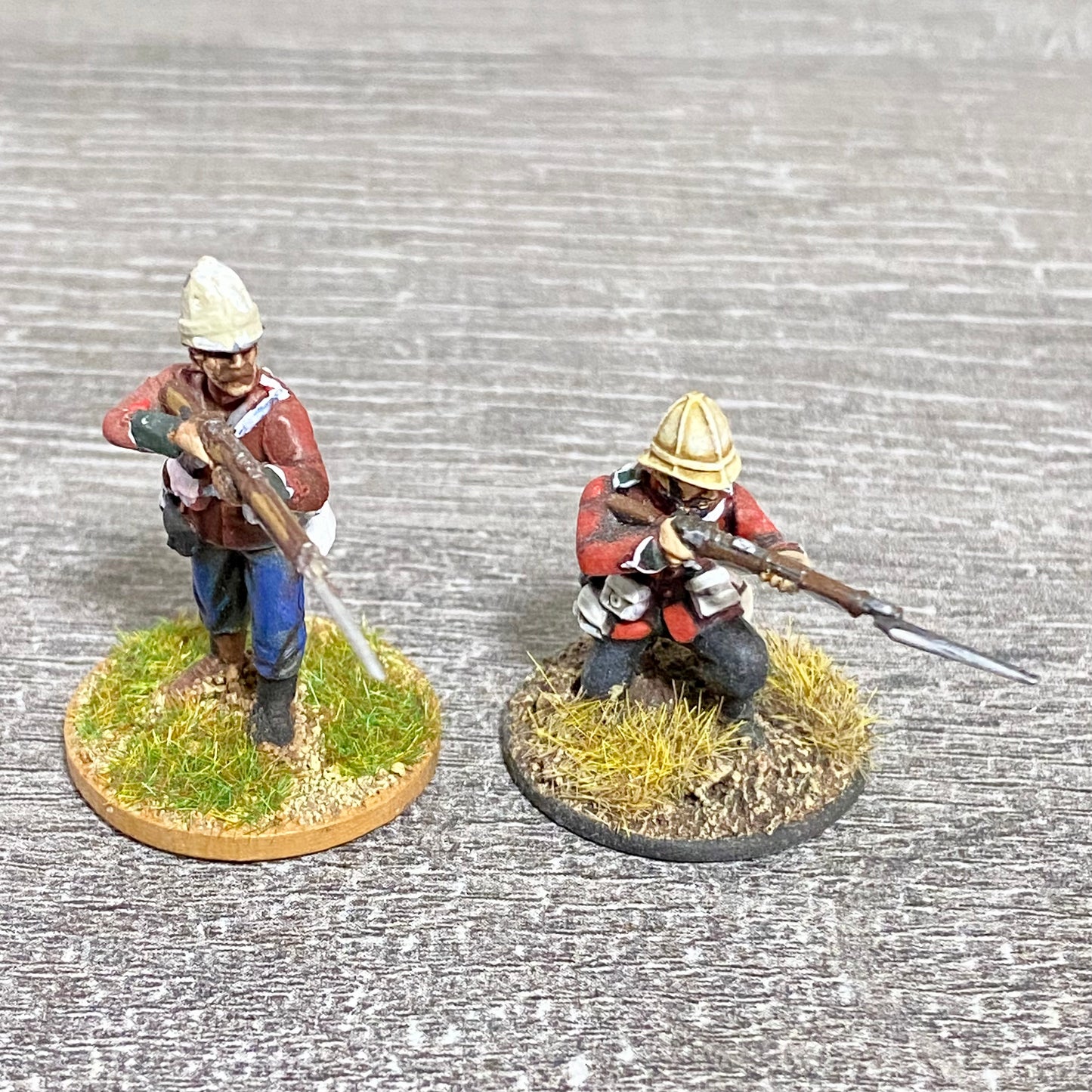 2x 28mm 24th Regt Of Foot Painted Plastic Miniatures Figs Zulu 1879 Wargames #16
