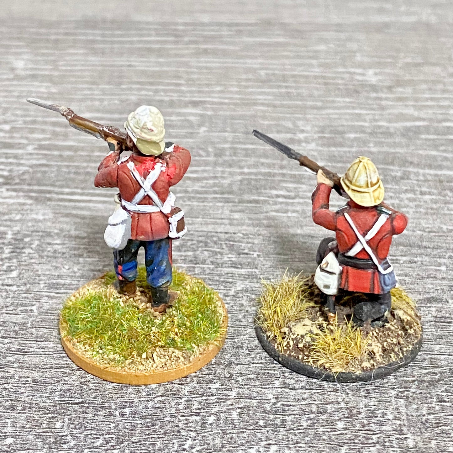 2x 28mm 24th Regt Of Foot Painted Plastic Miniatures Figs Zulu 1879 Wargames #16