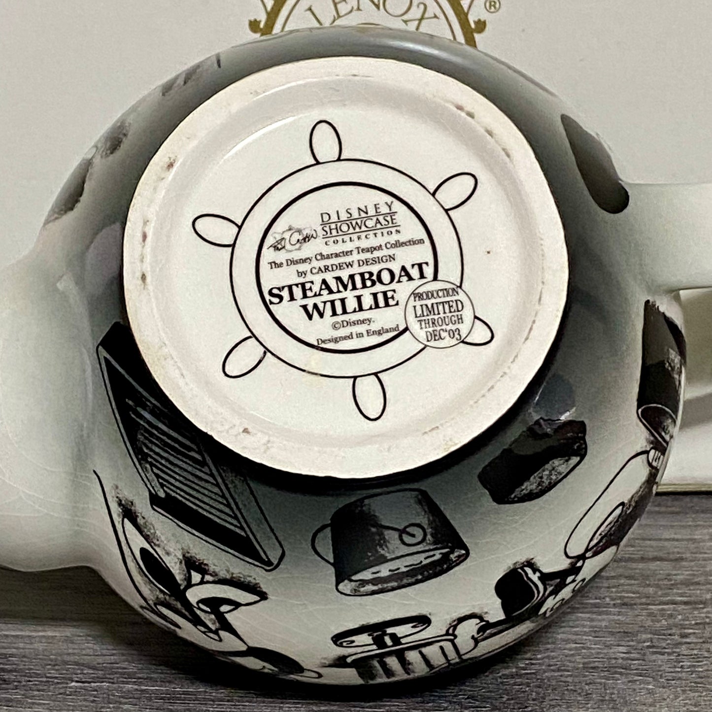 Lenox Classics Disney Showcase Collection Teapot Cardew Design Steamboat Willie